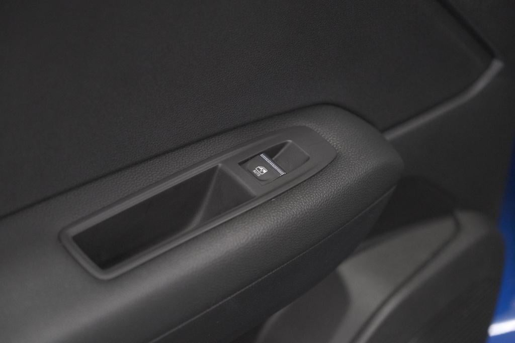 Renault Captur tce 90 techno | camera | navigatie | parkeersensoren | apple