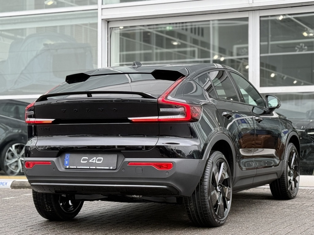 Volvo Ec40 extended ultra black edition ceramic coating+