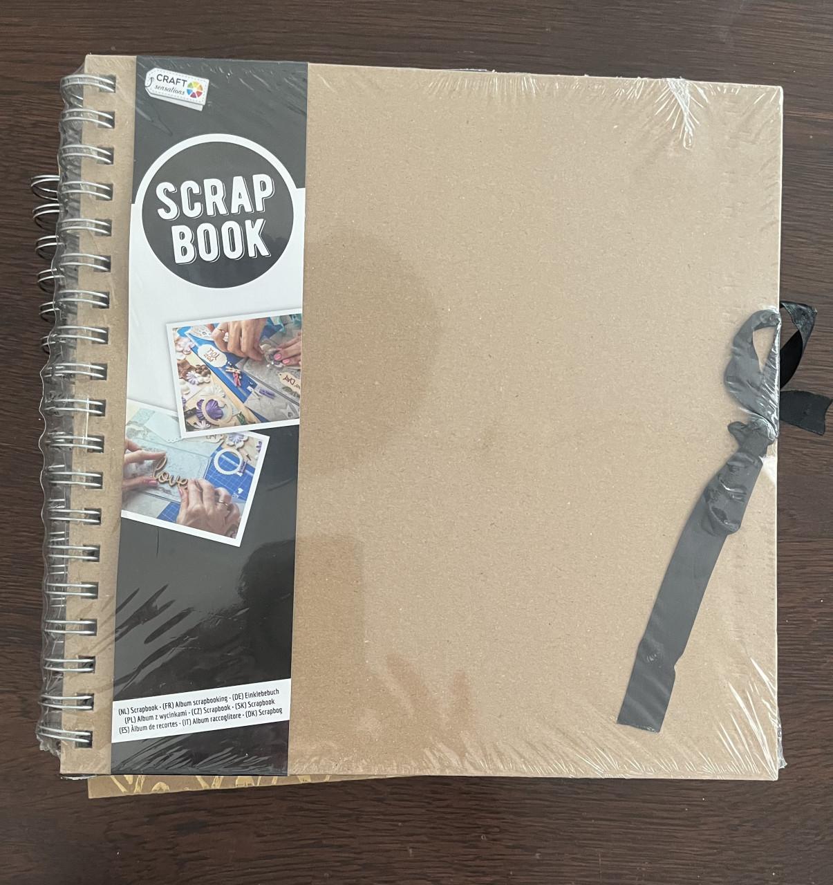 3 x Scrapbook 30x30 cm.