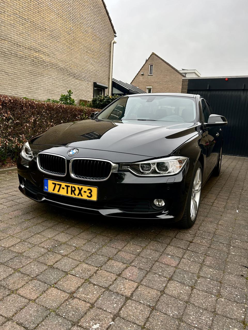 BMW 3-Serie 2.0IX 320 135KW Aut8 (f30) 2012 Zwart