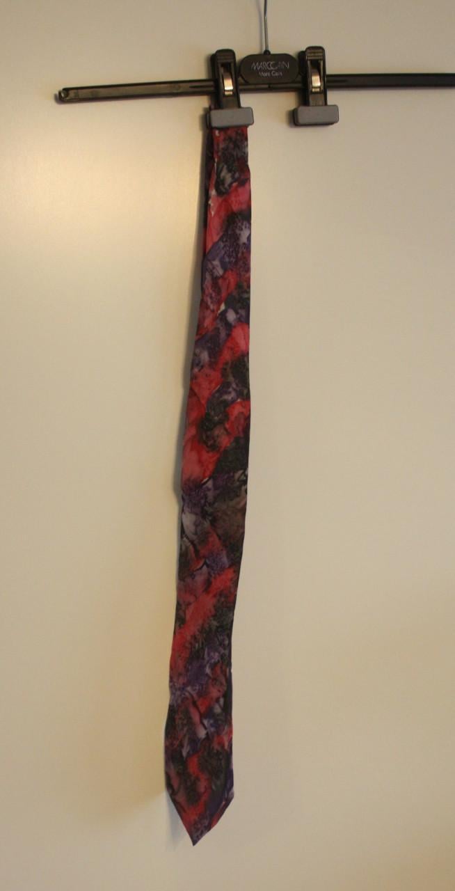 Bloemen stropdas rijs roze rood