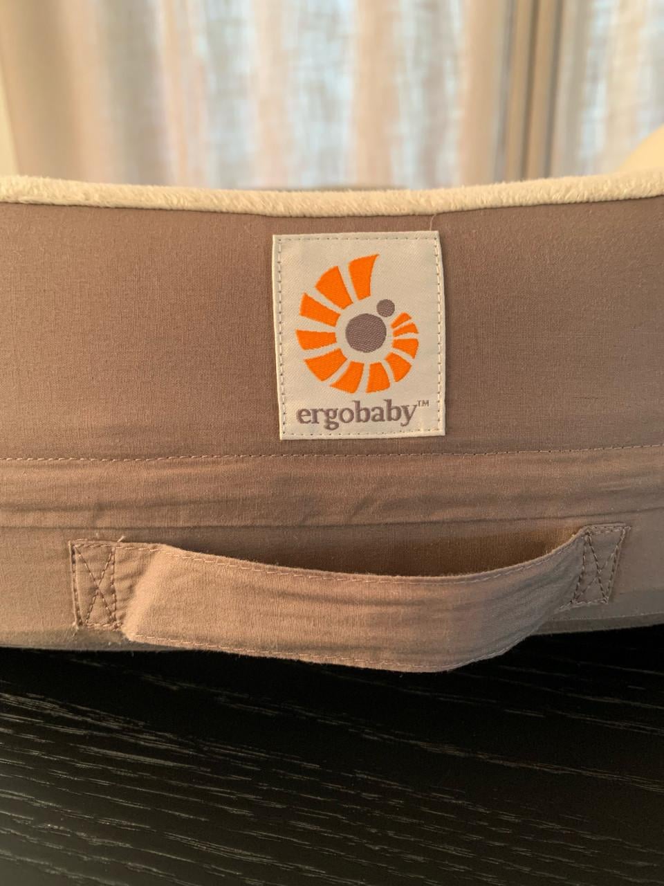 Voedingskussen Ergobaby
