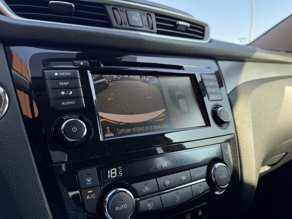 Nissan Qashqai 1.3 dig-t n-motion | trekhaak | panoramadak | apple carplay/