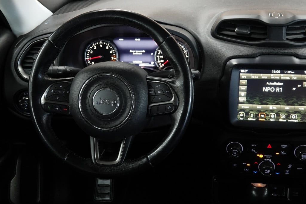 Jeep Renegade 1.3t | led | camera | cruise | pdc |