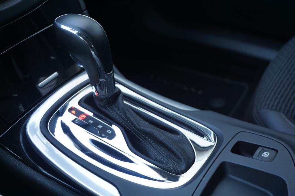 Opel Insignia 1.6 cdti innovation automaat - airco / navi / cruise / elektr