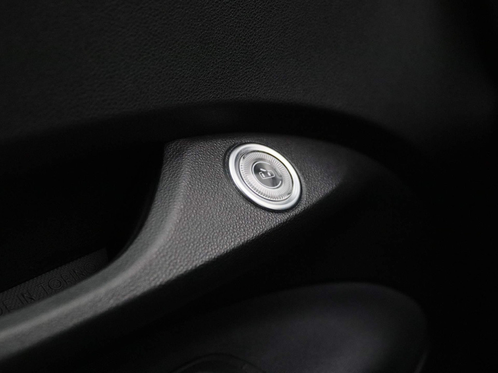 Fiat 500 icon 42 kwh | navigatie | ecc | parkeersensoren | lichtmetalen vel