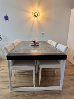 6 persoons Eettafel + stoelen