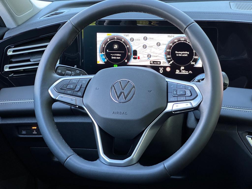 Volkswagen Tiguan 1.5 etsi 150pk elegance | 360 camera | trekhaak | elek. a