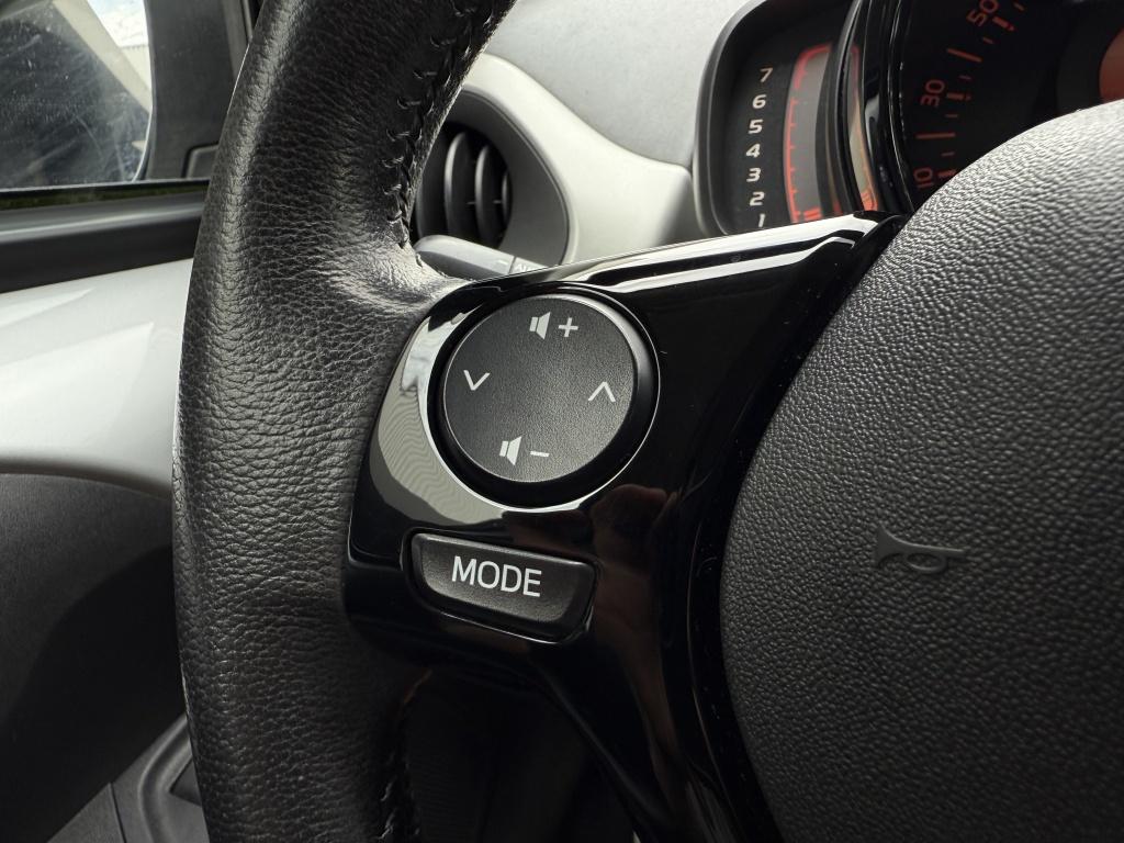 Peugeot 108 1.0 vti allure // cabrio // automaat // leder //