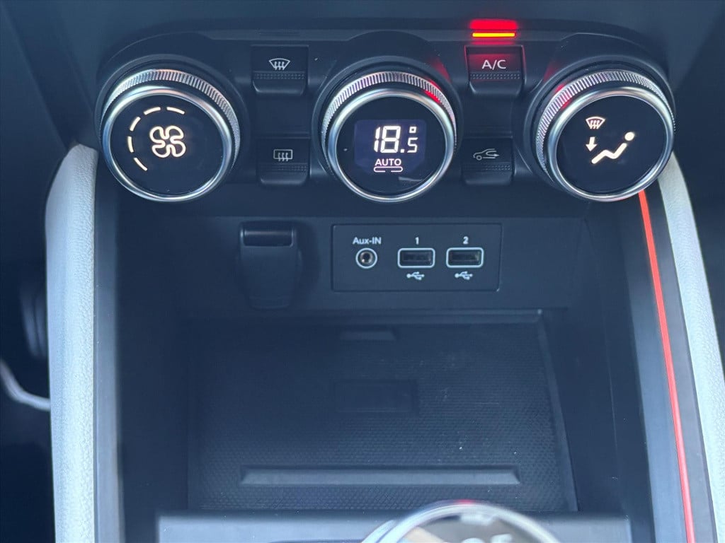Renault Clio 1.0 tce 90pk techno| camera| navi|lm|carplay|rijklaarprijs inc