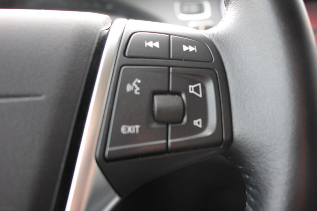 Volvo V40 1.5 t2 inscription aut. - leder - full led - navi - citycafety - 