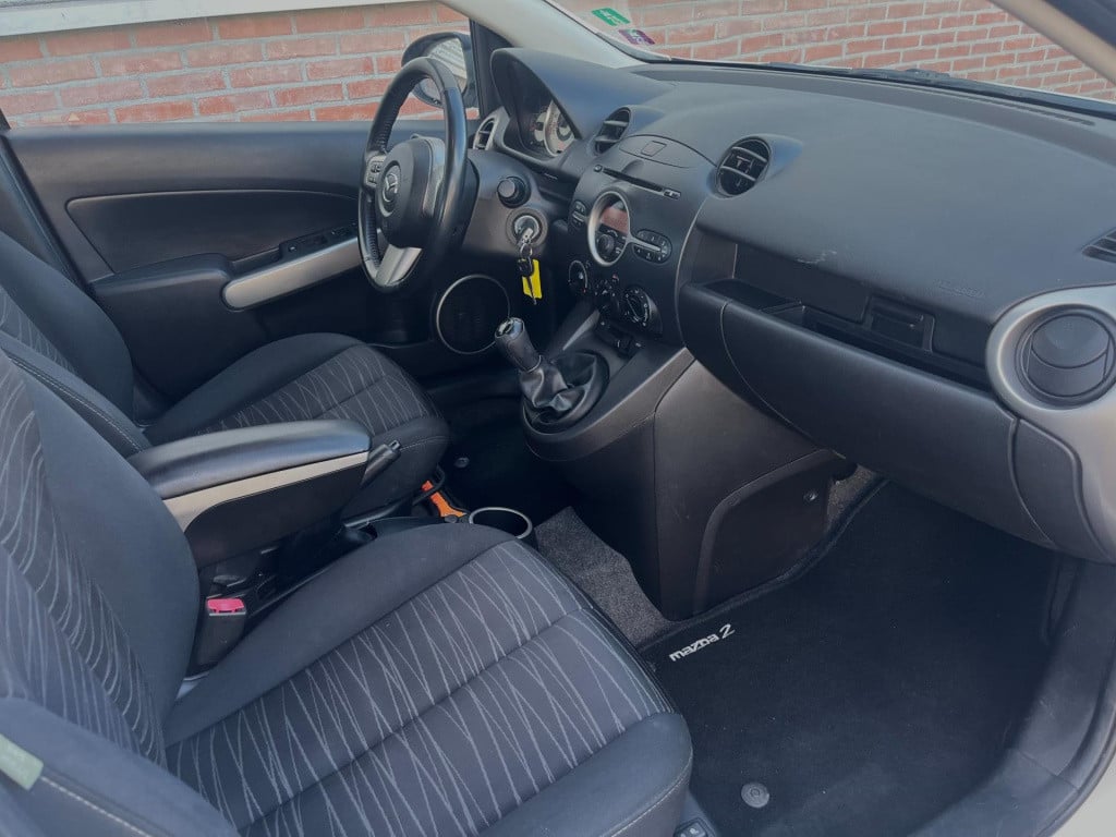 Mazda 2 1.3hp s-vt touring | orig nl. | rijklaar incl. beurt/apk