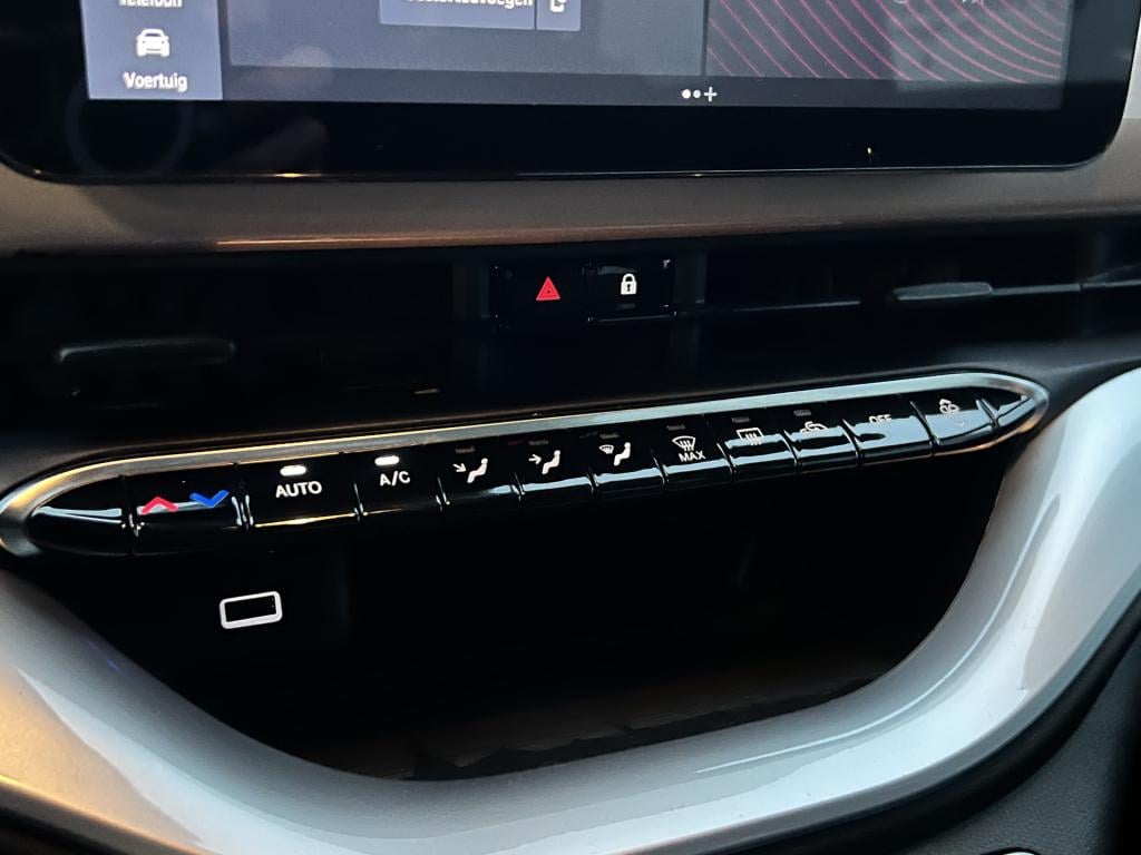 Fiat 500 icon 42 kwh | apple/ android carplay | camera | nav | cruise contr