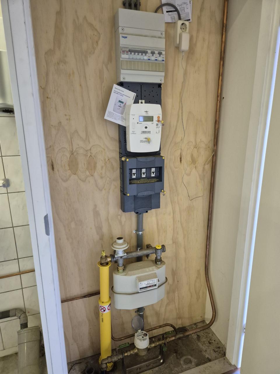 Bedrijfsruimte, opslag, Kantoor te huur