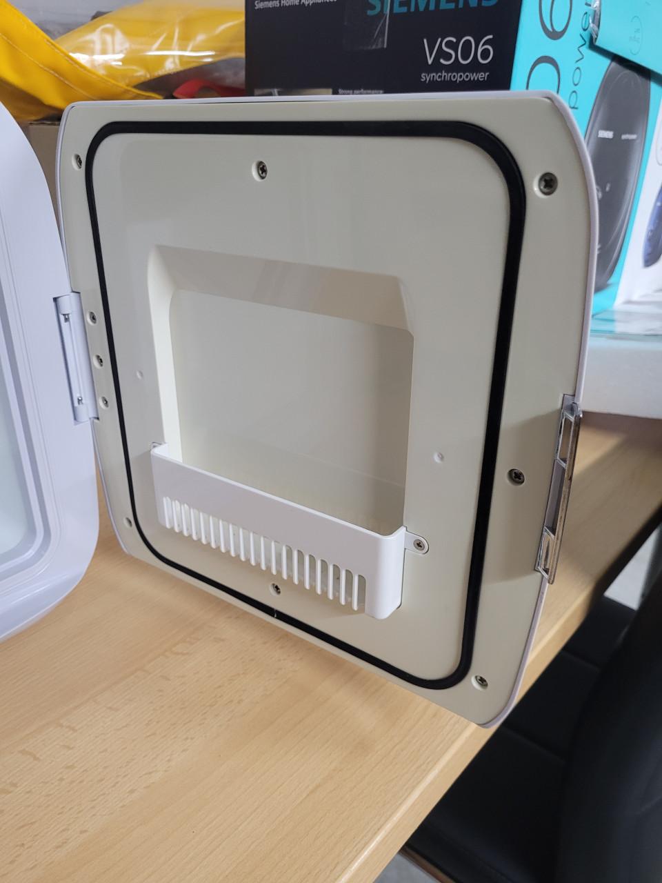 Mini koelkast en verwarmer