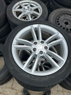 TESLA ALUMIUM 19 INCH VELGEN MET MICHELIN PILOTSPORT3 BANDEN