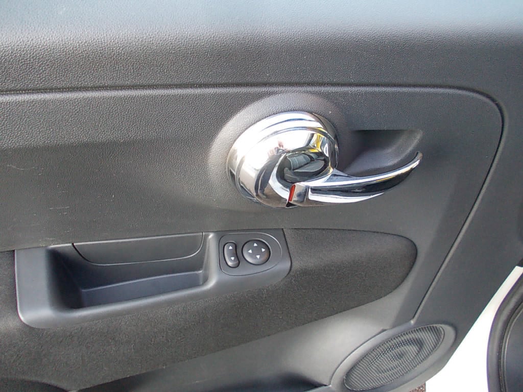 Fiat 500 0.9 twin-air lounge 80pk airco, pano.dak pdc