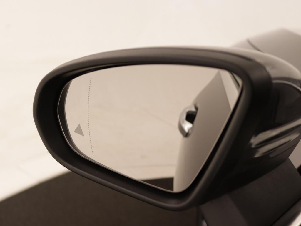 Mercedes-Benz Cla 180 star edition | dodehoekassistent | parkeerpakket met