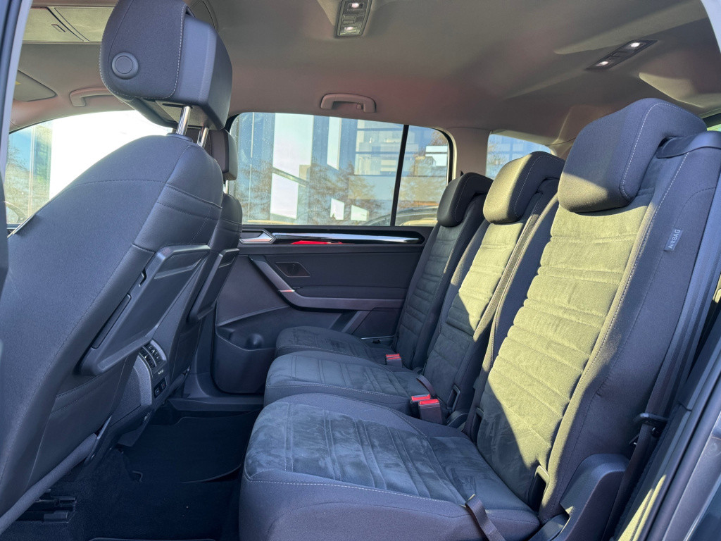Volkswagen Touran 1.5 tsi highline business r 7p * navigatie * camera * car