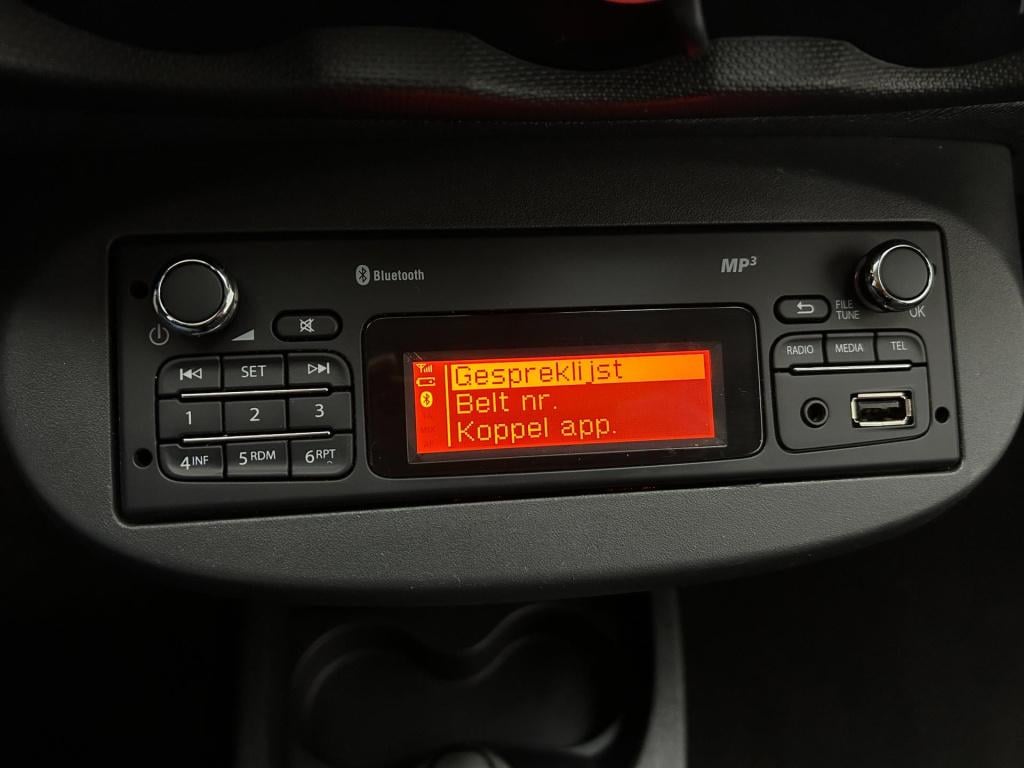 Renault Twingo occasion 1.2 16v collection | wit | tweedehands renault twin