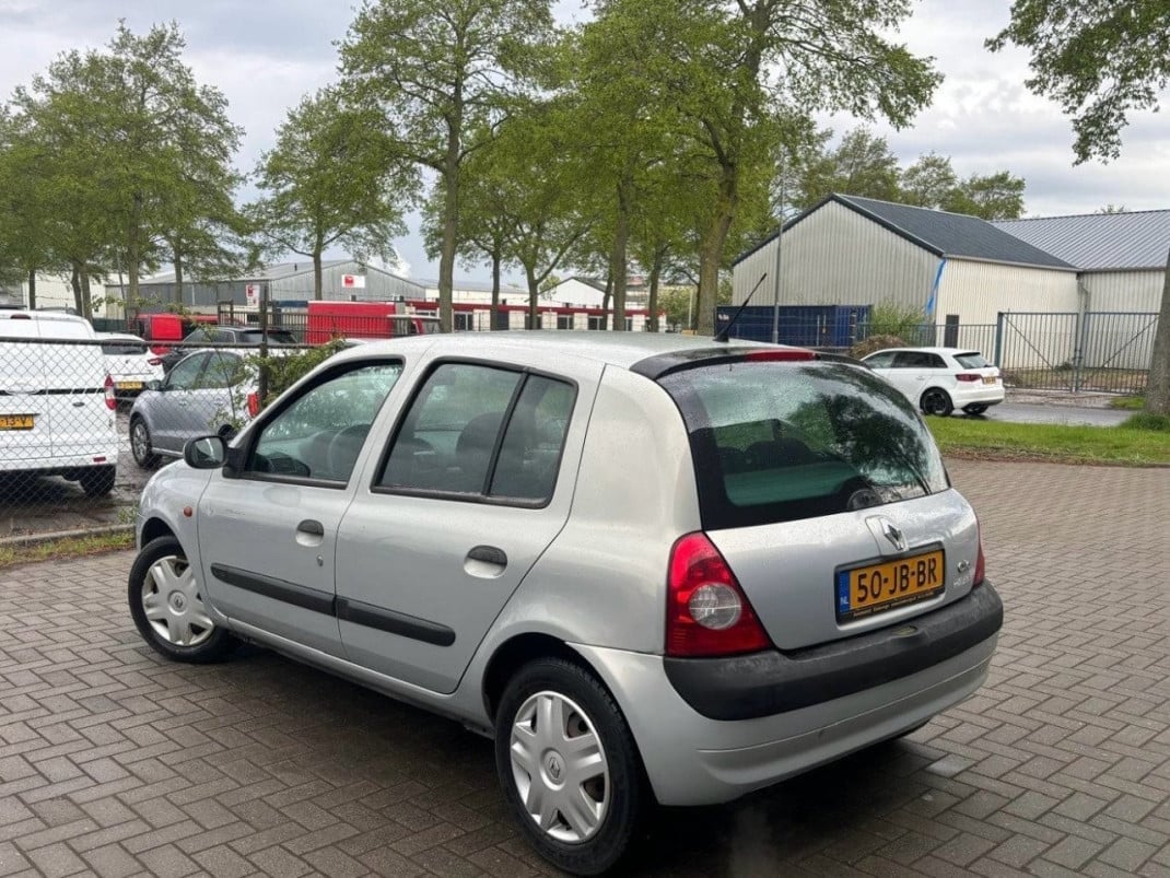 Renault Clio 1.4-16V Automaat