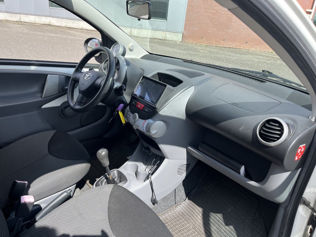Toyota Aygo 1.0-12v comfort