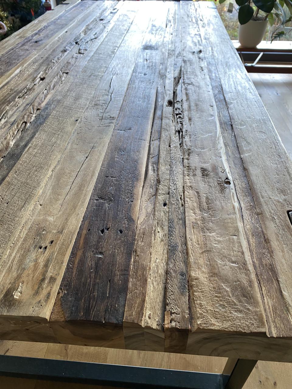 Eikenhouten eettafel