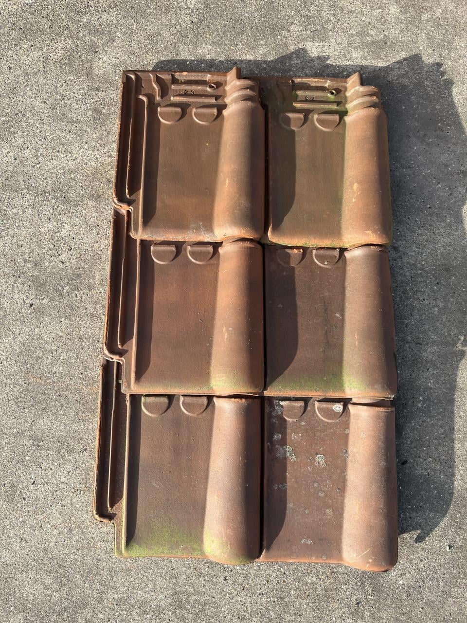 Dakpannen Koramic pottelberge stormpan 993 natuurrood en rustiek.