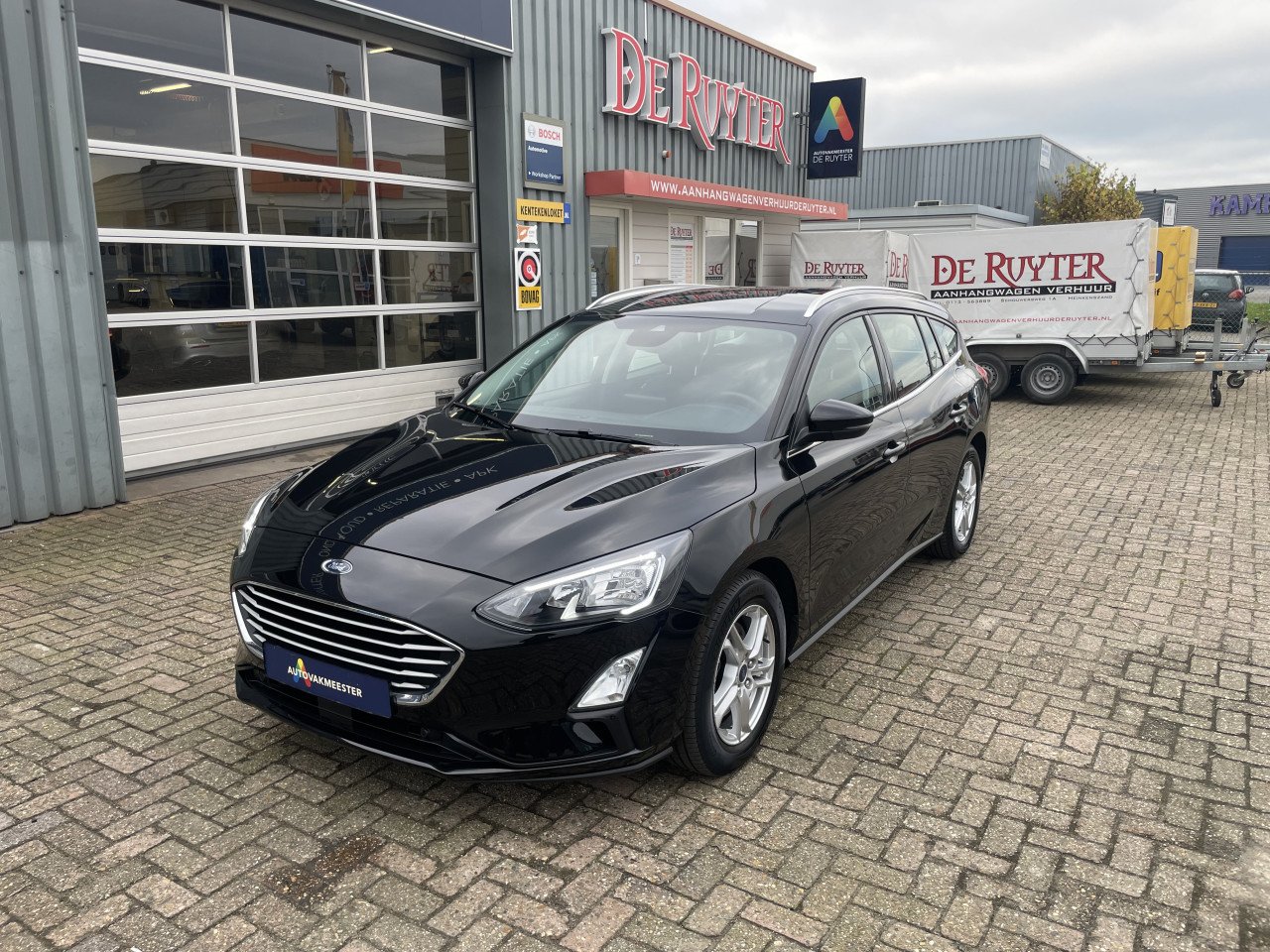 Ford Focus Wagon - 1.0 EcoBoost Trend Edition Business
