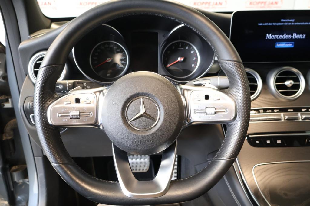 Mercedes-Benz Glc 200 4matic premium plus, panodak, trekhaak, carplay, deal
