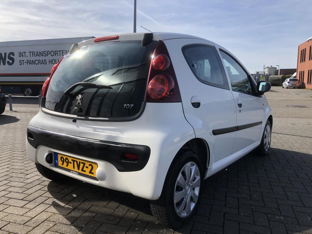 Peugeot 107 1.0 active