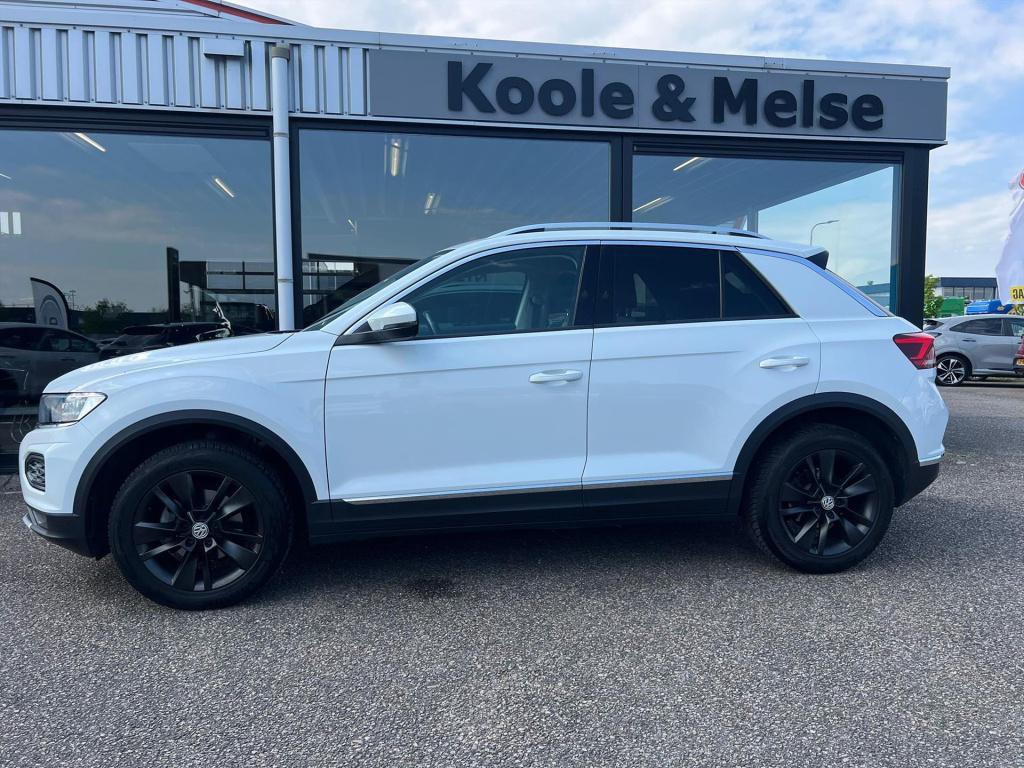 Volkswagen T-roc 1.5 tsi 150pk t-roc sport | dsg | trekhaak | led
