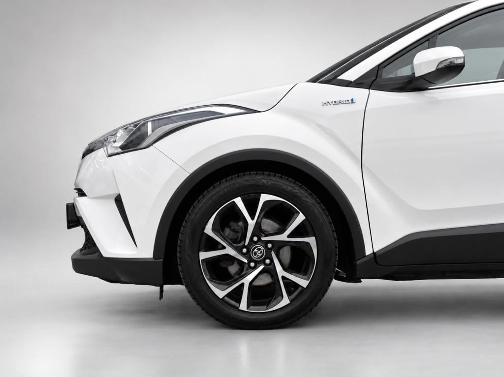 Toyota C-hr 1.8 hybrid dynamic