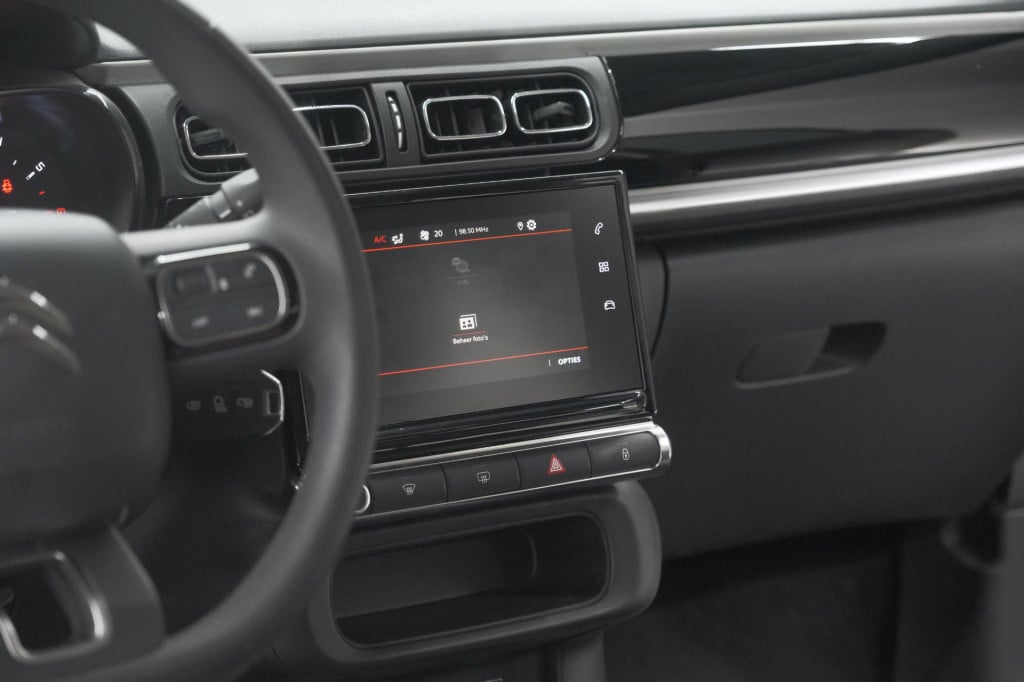 Citroen C3 puretech 110 eat6 max | apple carplay | parkeersensoren | climat