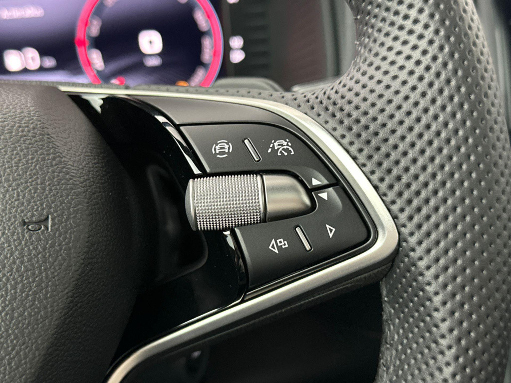 Skoda Karoq 1.5 tsi act sportline business