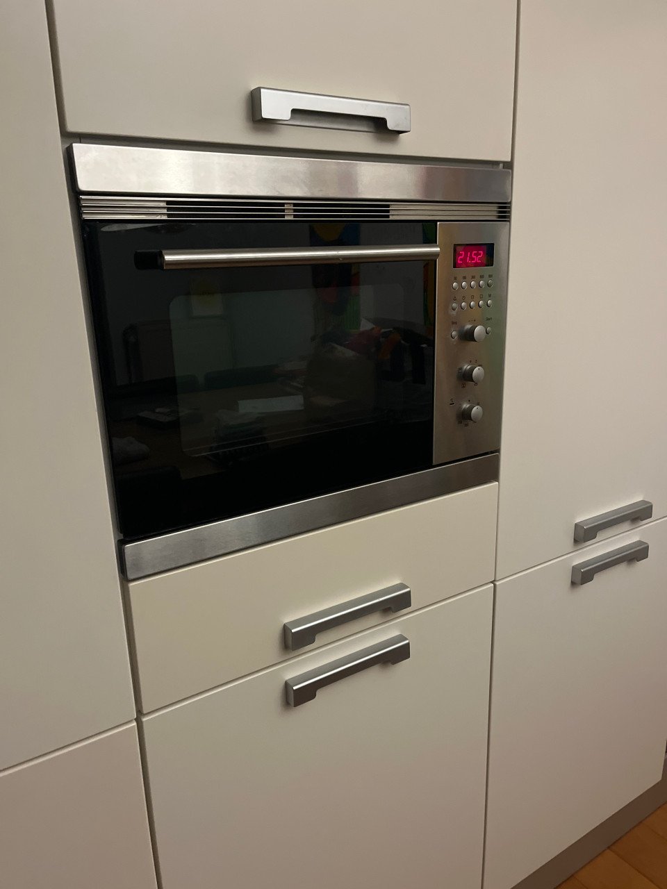 Keukenkasten met inbouwapparatuur