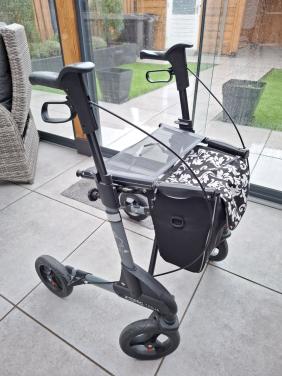 Rollator Topro Troja 2G. maat M