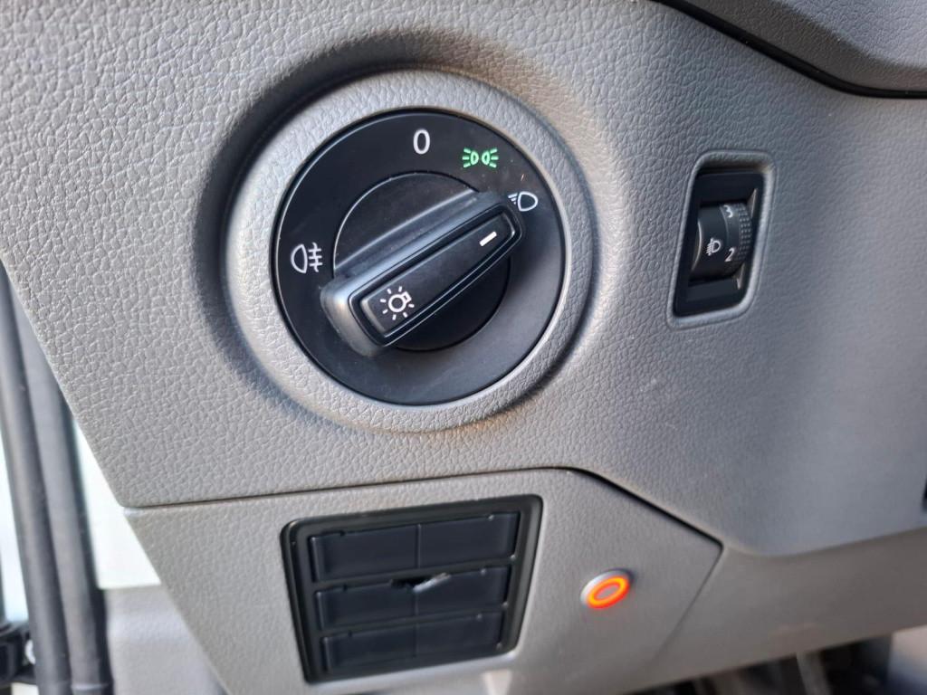 Volkswagen Crafter 35 2.0 tdi l3h3 highline airco / cruise controle / navi 