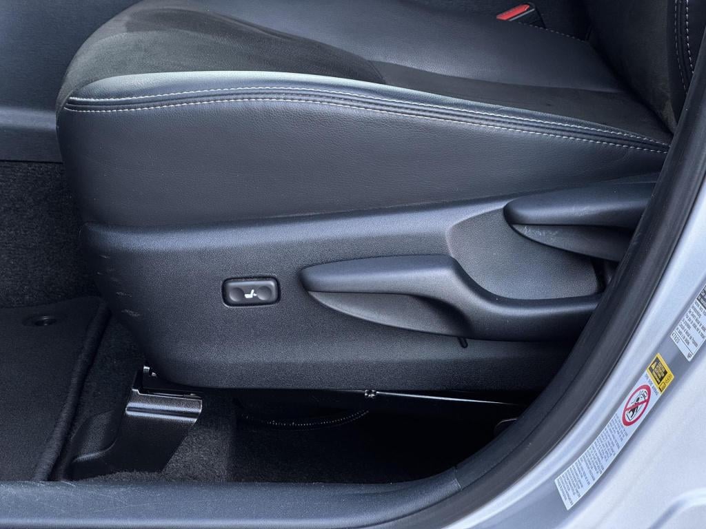 Toyota Prius + 1.8 dynamic 7-persoons, nl-auto!