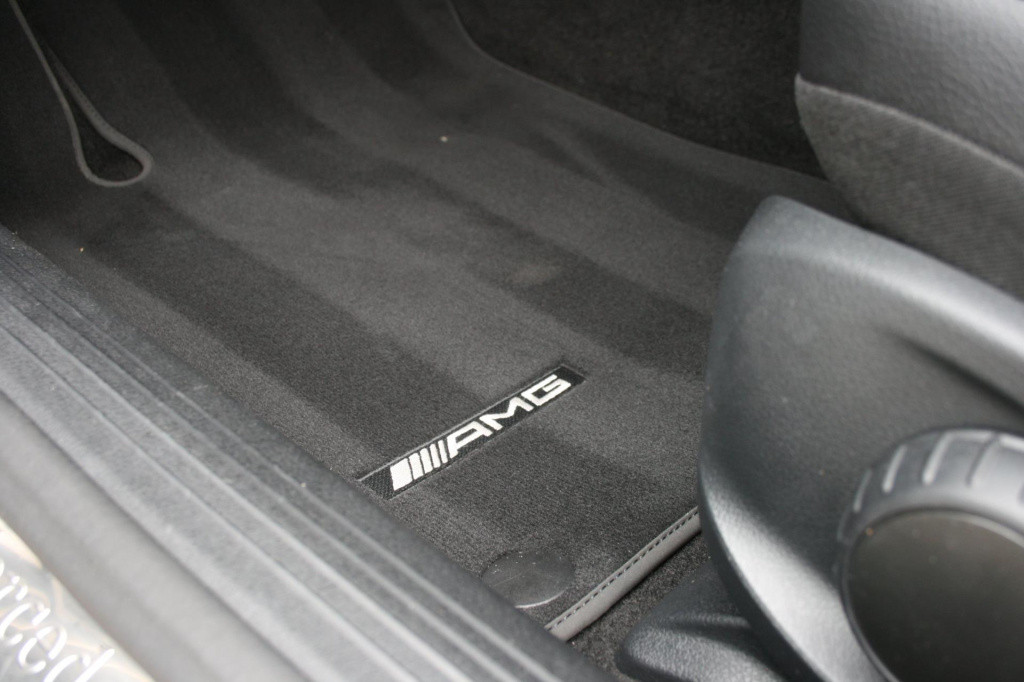 Mercedes-Benz A-Klasse 180 business solution amg