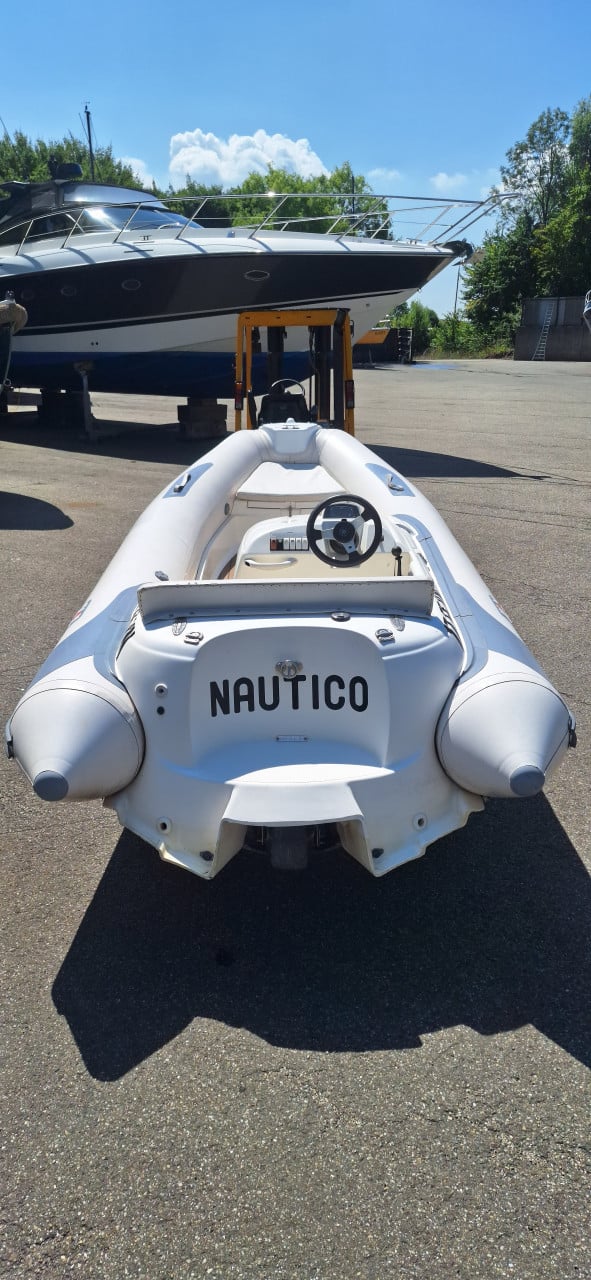 Avon 400 DL Jet