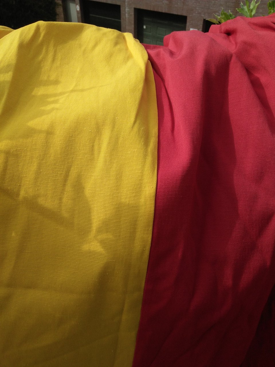 2 Kwaliteits gordijnen rood/geel