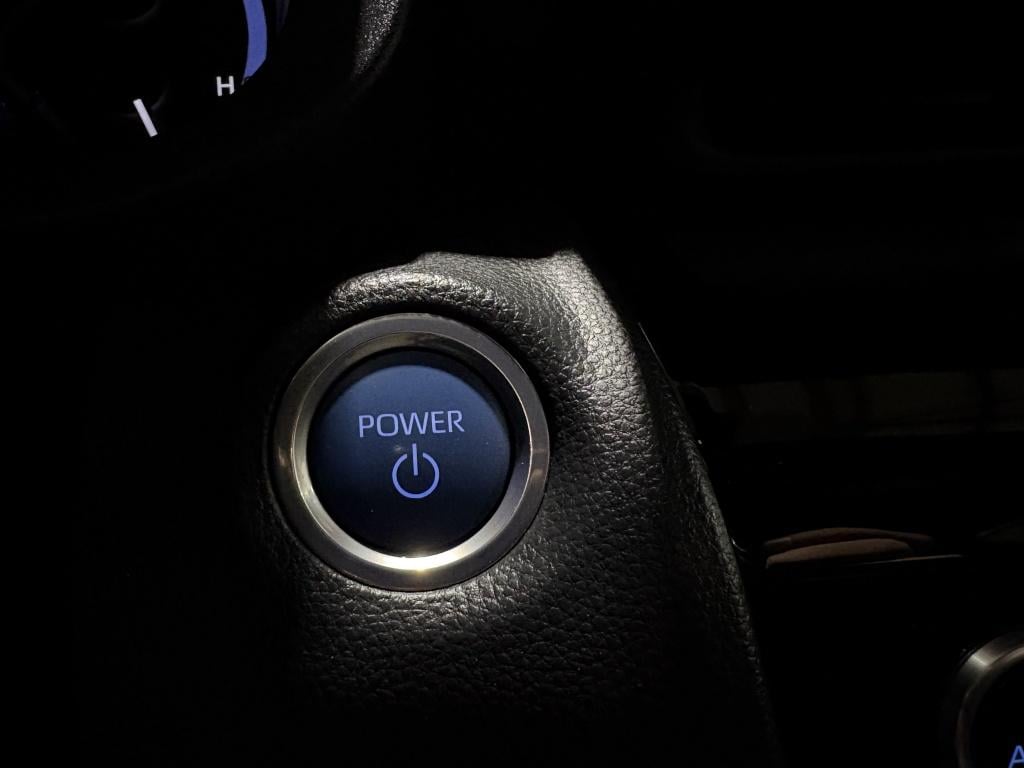 Toyota Yaris Cross 1.5 hybrid team d | navi | pdc | bsm | winterpakket