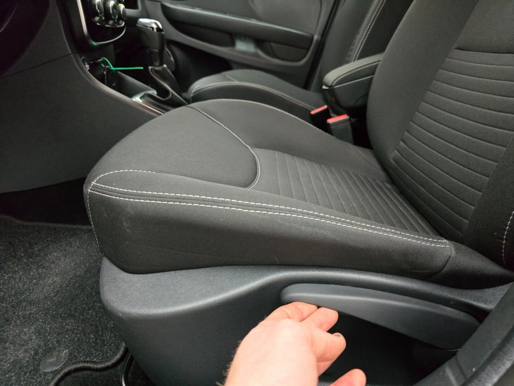 Renault Clio estate occasion 0.9 tce limited met trekhaak | zuinig! | tweed