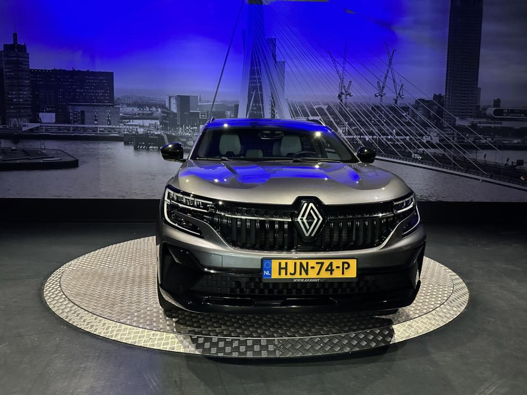 Renault Espace e-tech full hybrid 200 iconic 7p. *trekhaak*leder*panoramada