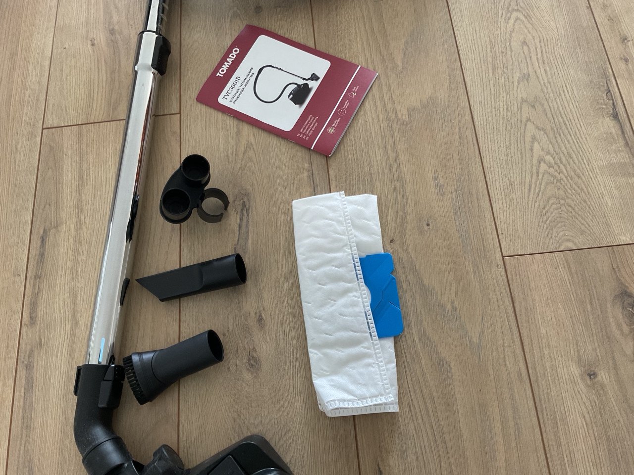 TOMADO stofzuiger 2x gebruikt dus z.g.a.n.