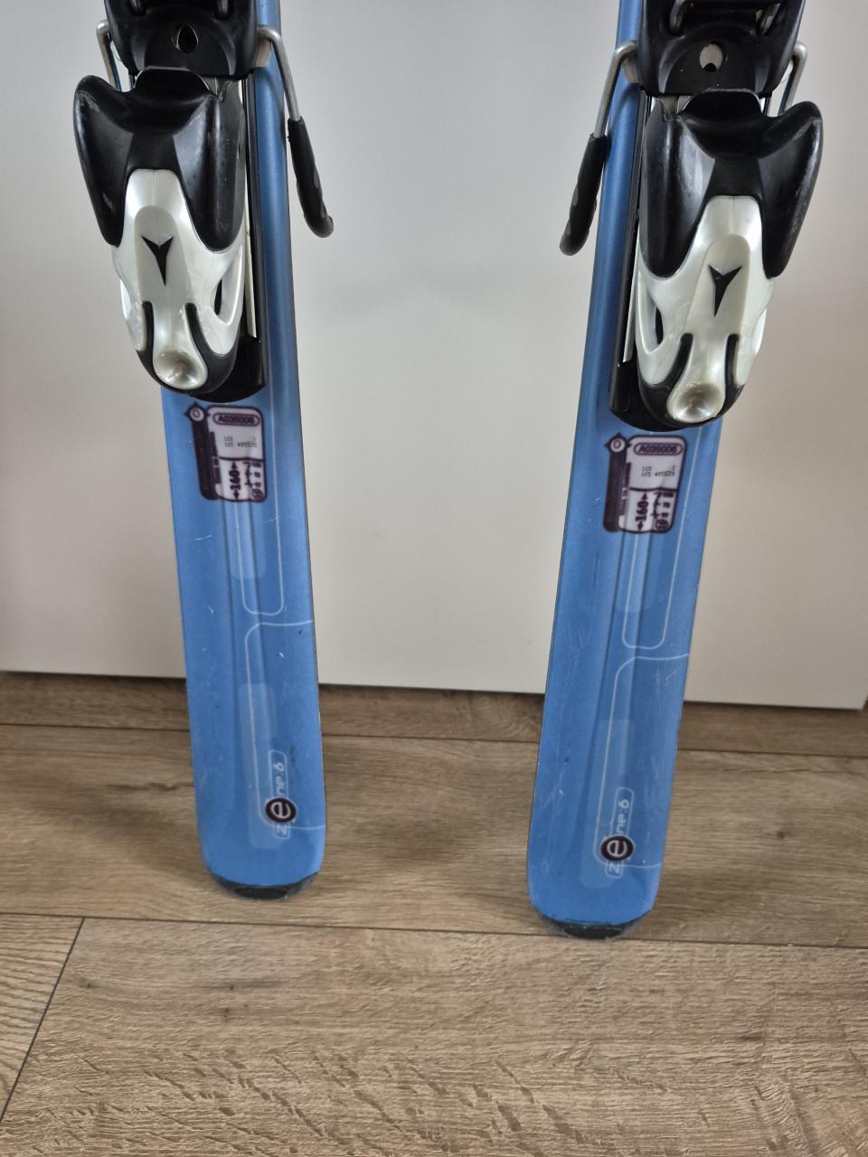 Damesski's Atomic lichtblauw met binding