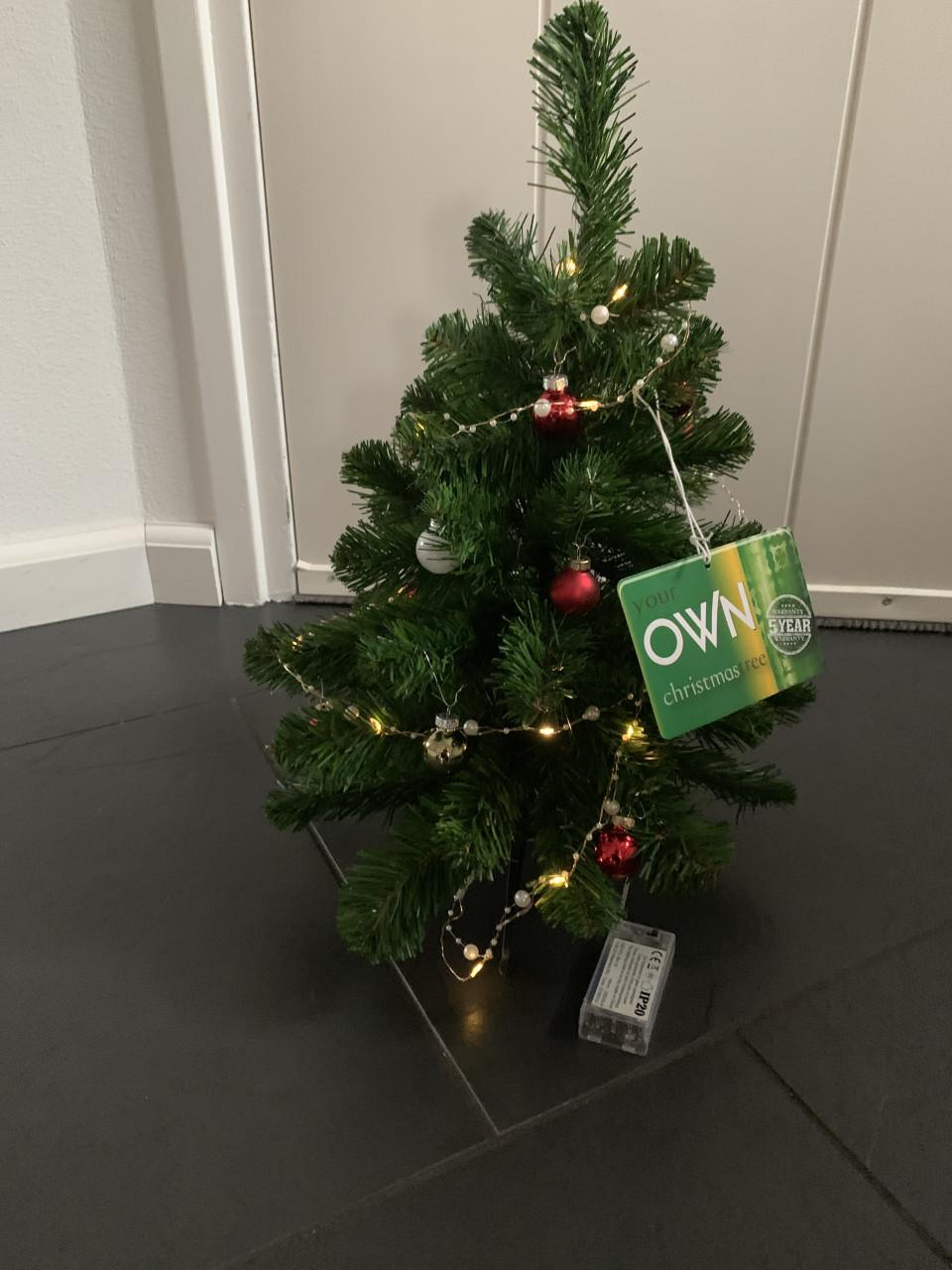 Kerstboompje.   Tafel boompje 45 cm