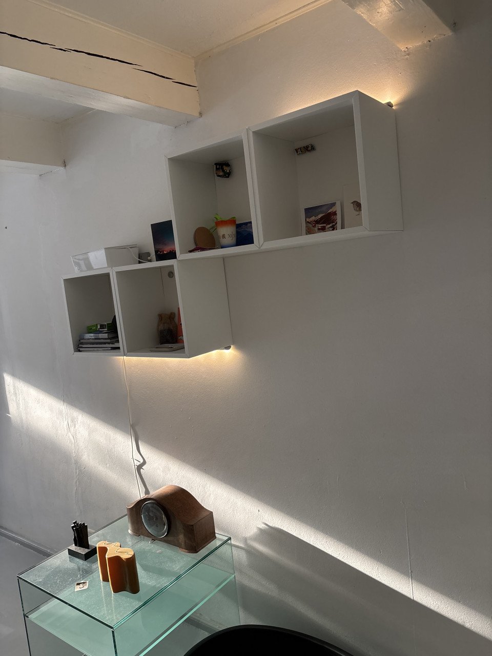 Wandkastje met verlichting