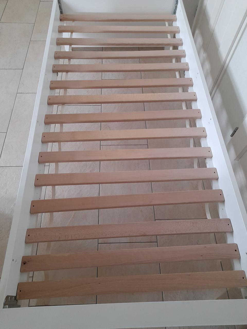 Bopita stevig bed 90 x 200 ( in goede staat )